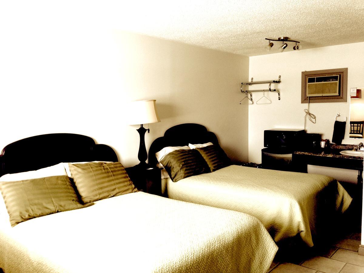 Chaparral Inn Arcola エクステリア 写真